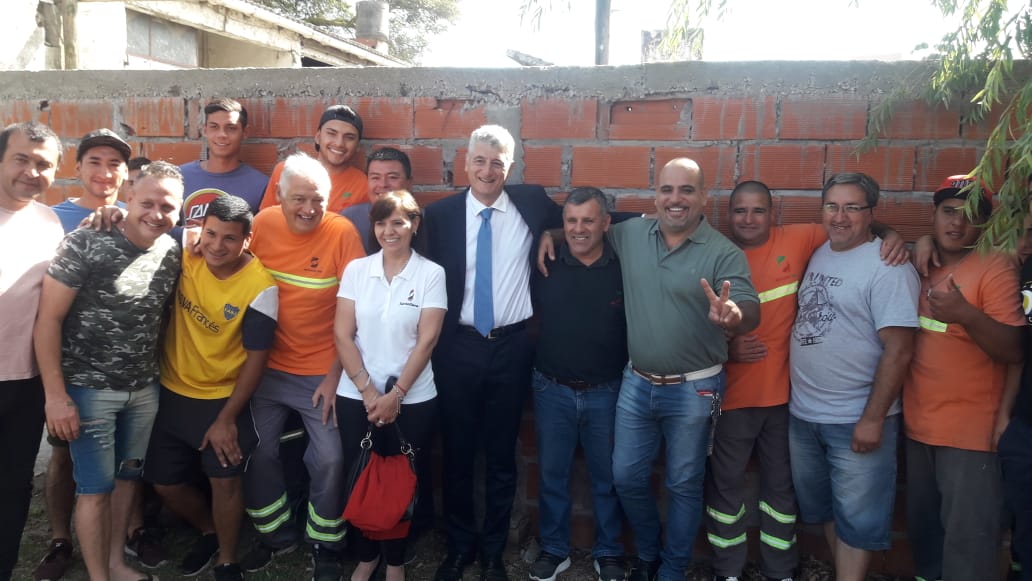 8a2a80d5-9af0-4b7b-ae6b-d2313d8afe9a