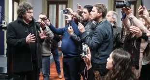 ADEPA expresó «máxima preocupación» por la restricción del acceso de periodistas a la Casa de Gobierno