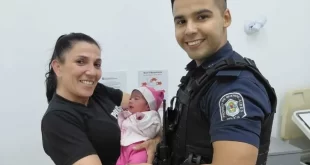 Pinamar: una beba nació gracias a la asistencia de dos policías en el parto