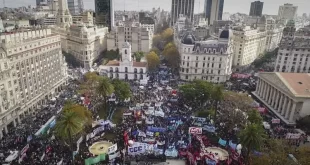 Se realiza la cuarta marcha federal universitaria contra el Gobierno