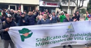 Continúa el paro municipal y aumenta la tensión por el presupuesto 2026